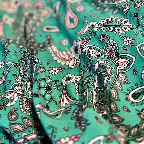 NWT - Vero Moda Print Green Top - Picture 4 of 5